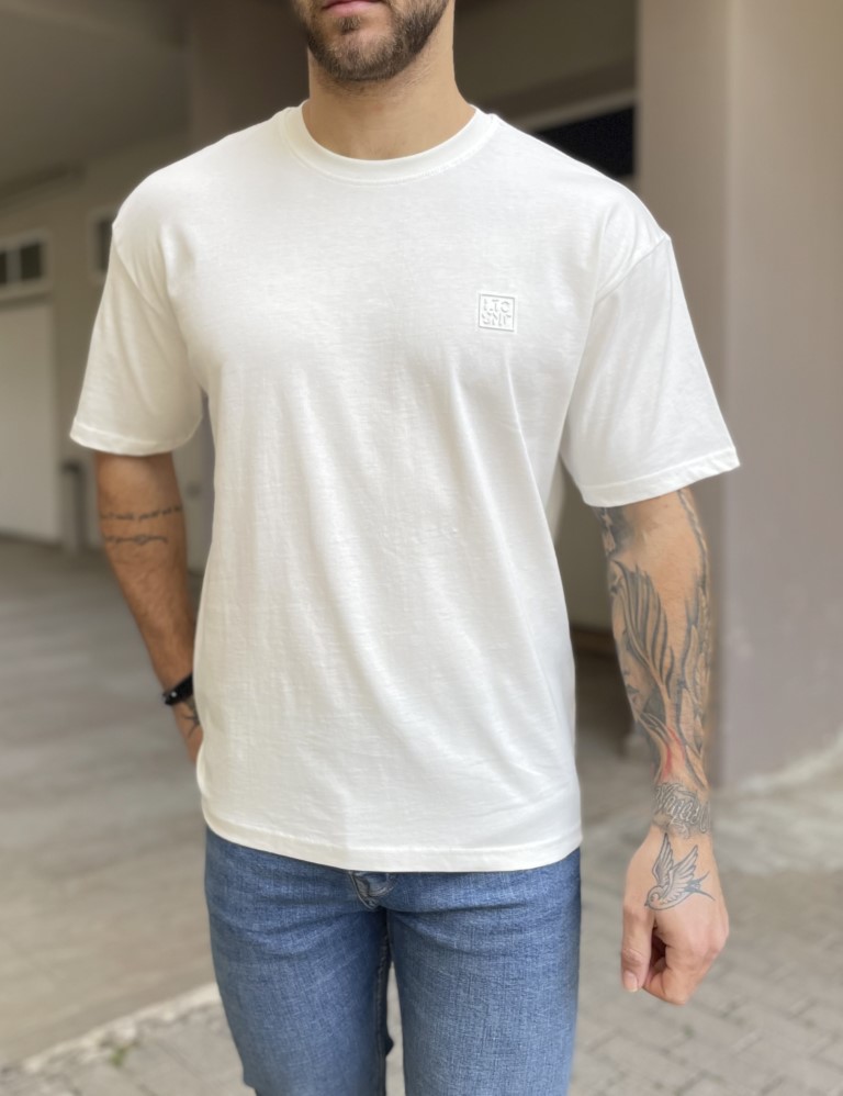 - Ανδρικό βαμβακερό λευκό Oversized T-shirt με τύπωμα 17459